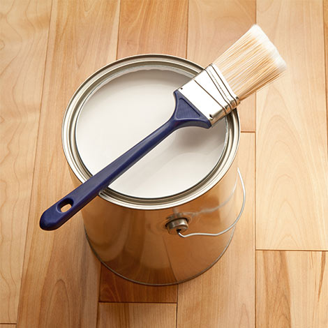 DIY parquet varnishing